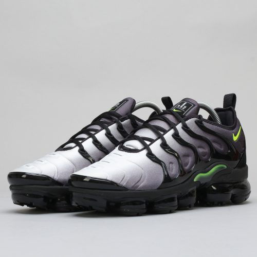 Nike Air Vapormax Plus black / volt - white Nike